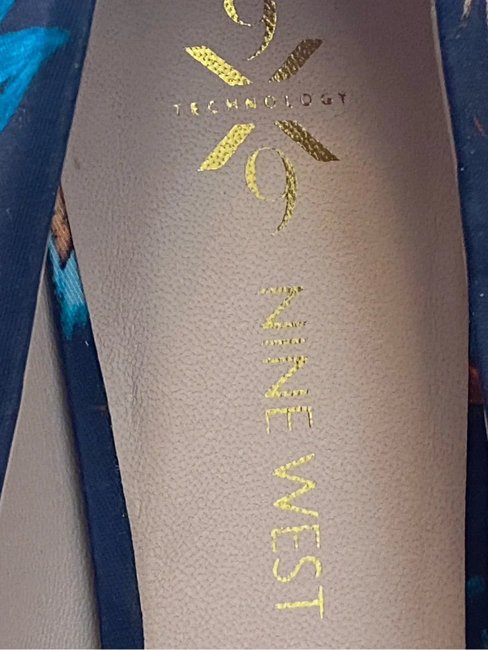 Nine West Tatiana Tropical Floral Blue Orange Fabric Pointed Toe Heels 10M